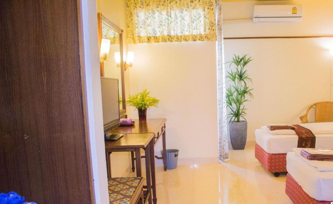 People Place Classic Hotel Sha Extra Plus Chiang Mai Exterior foto