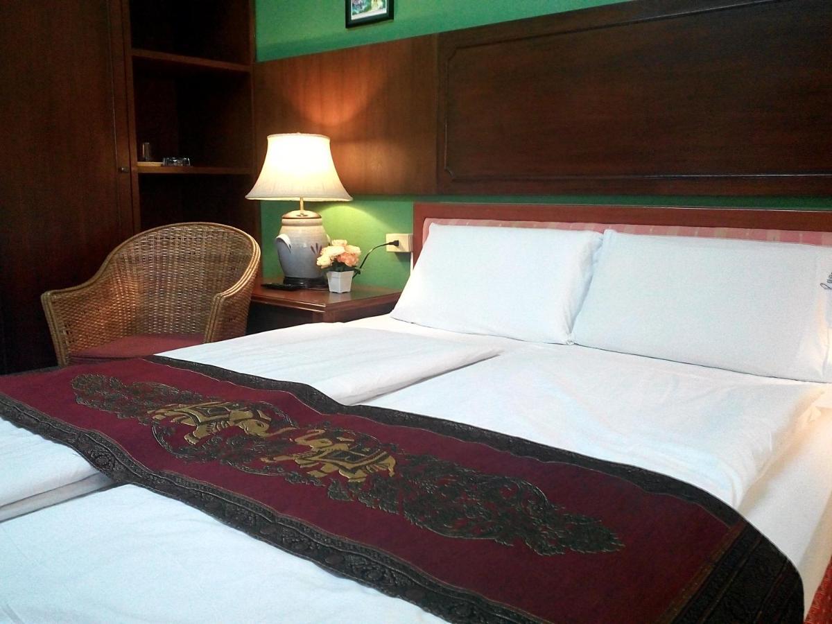 People Place Classic Hotel Sha Extra Plus Chiang Mai Exterior foto